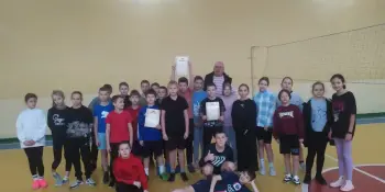 Соревнования по волейболу