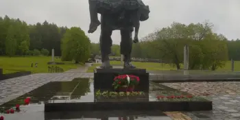 Экскурсия в Хатынь