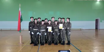 С флагом в руках и Родиной в сердце